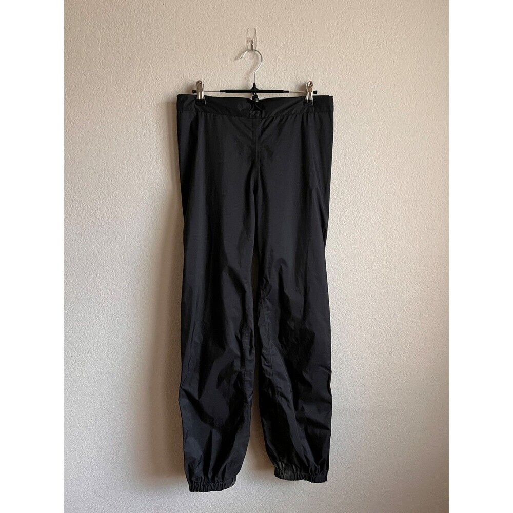 Vintage Patagonia Men's Nylon Windbreaker Rain Pants in Black Size SMALL